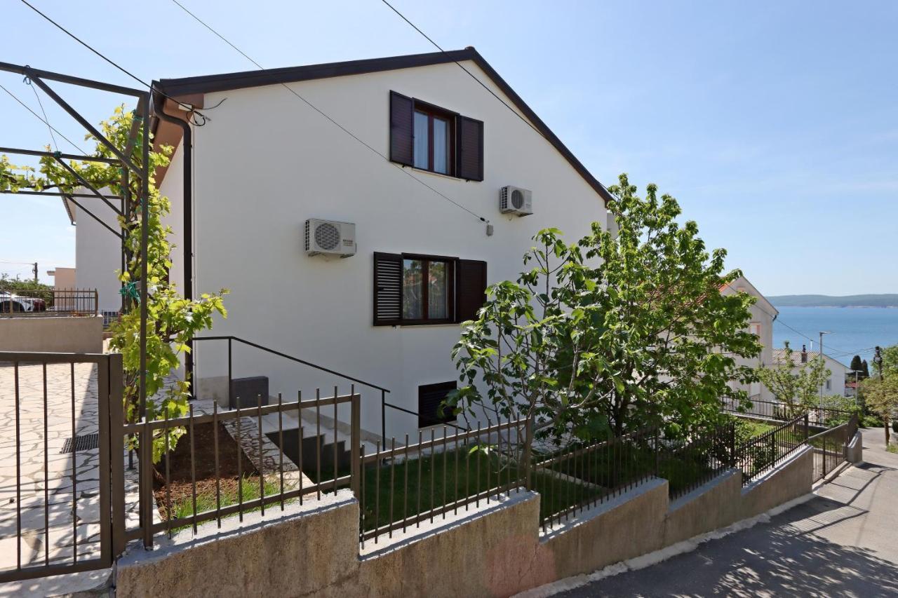 Apartments And Rooms With Parking Space Selce, Crikvenica - 2362 Eksteriør bilde