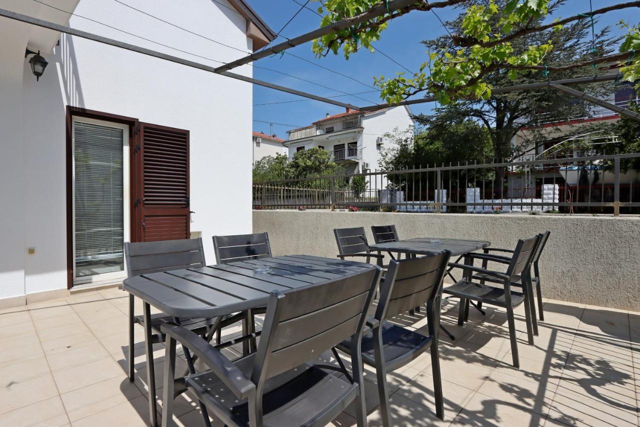 Apartments And Rooms With Parking Space Selce, Crikvenica - 2362 Eksteriør bilde