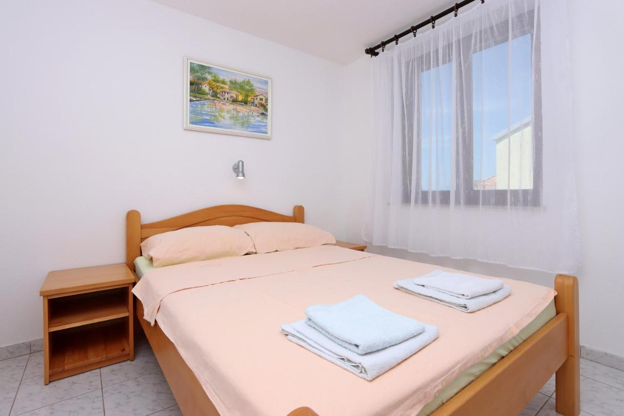 Apartments And Rooms With Parking Space Selce, Crikvenica - 2362 Eksteriør bilde